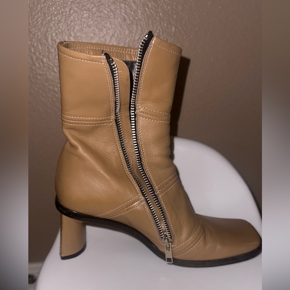 Goffredo Fantini Italy Tan Leather Zip Low Calf Boots Women Sz 36 EU (Sz 6 USA) - Picture 8 of 15